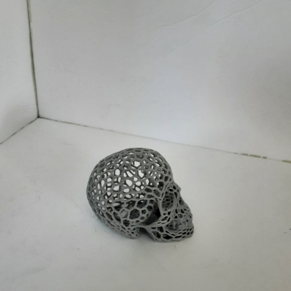 Little Grey Skull - Picture 3 of 6